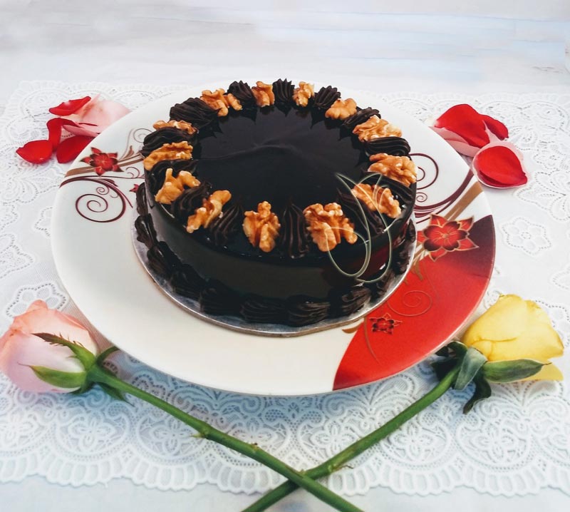 Choco Walnut Cake cake delivery Delhi