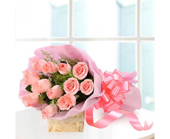 Baby Pink Rose Bunch cake delivery Delhi