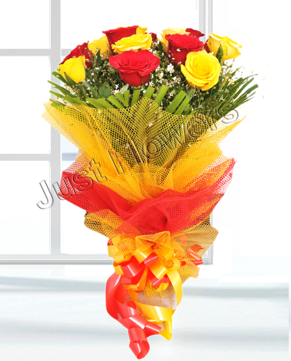 Red & Yellow Roses Bunch cake delivery Delhi
