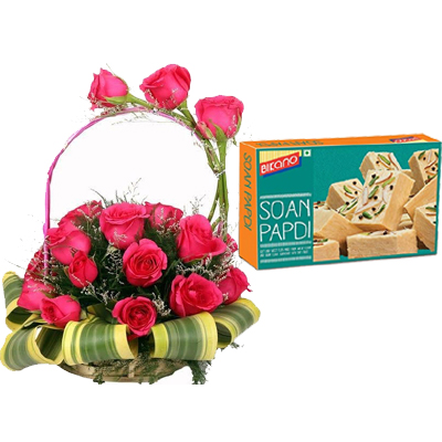 Round Basket of Pink Roses & 500Gm Soan Papdi cake delivery Delhi