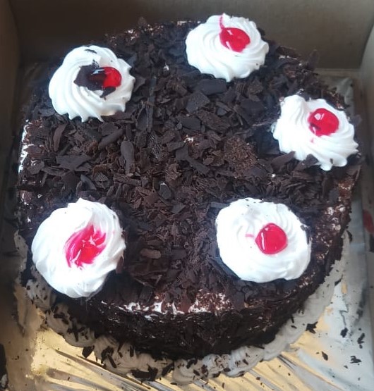 Black Foresty Cakes cake delivery Delhi